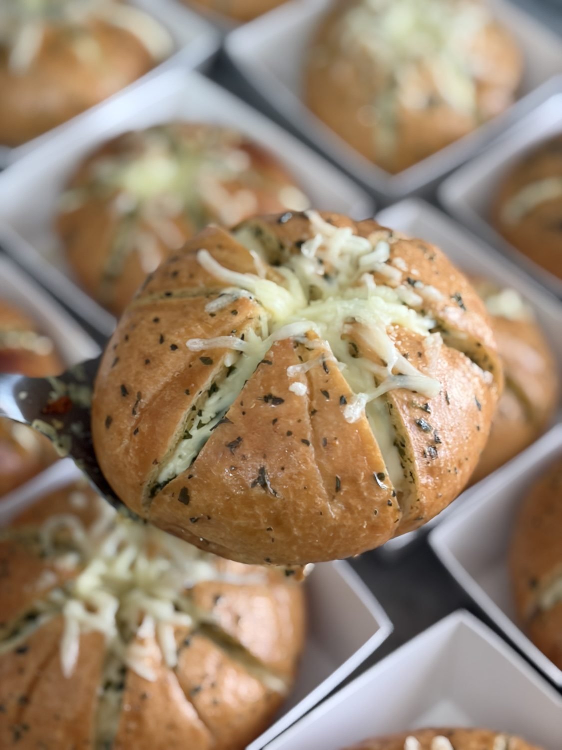 Korean cream cheese garlic bread